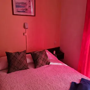 Pensao Residencial Flor Dos Cavaleiros Gæstehus Lisboa