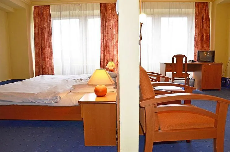 Aparthotel Austria Suites Praga 3*,  República Checa