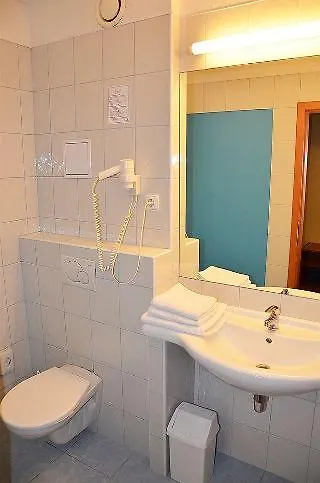 Aparthotel Austria Suites Praga 3*,