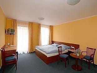 ***  Aparthotel Austria Suites Praga República Checa