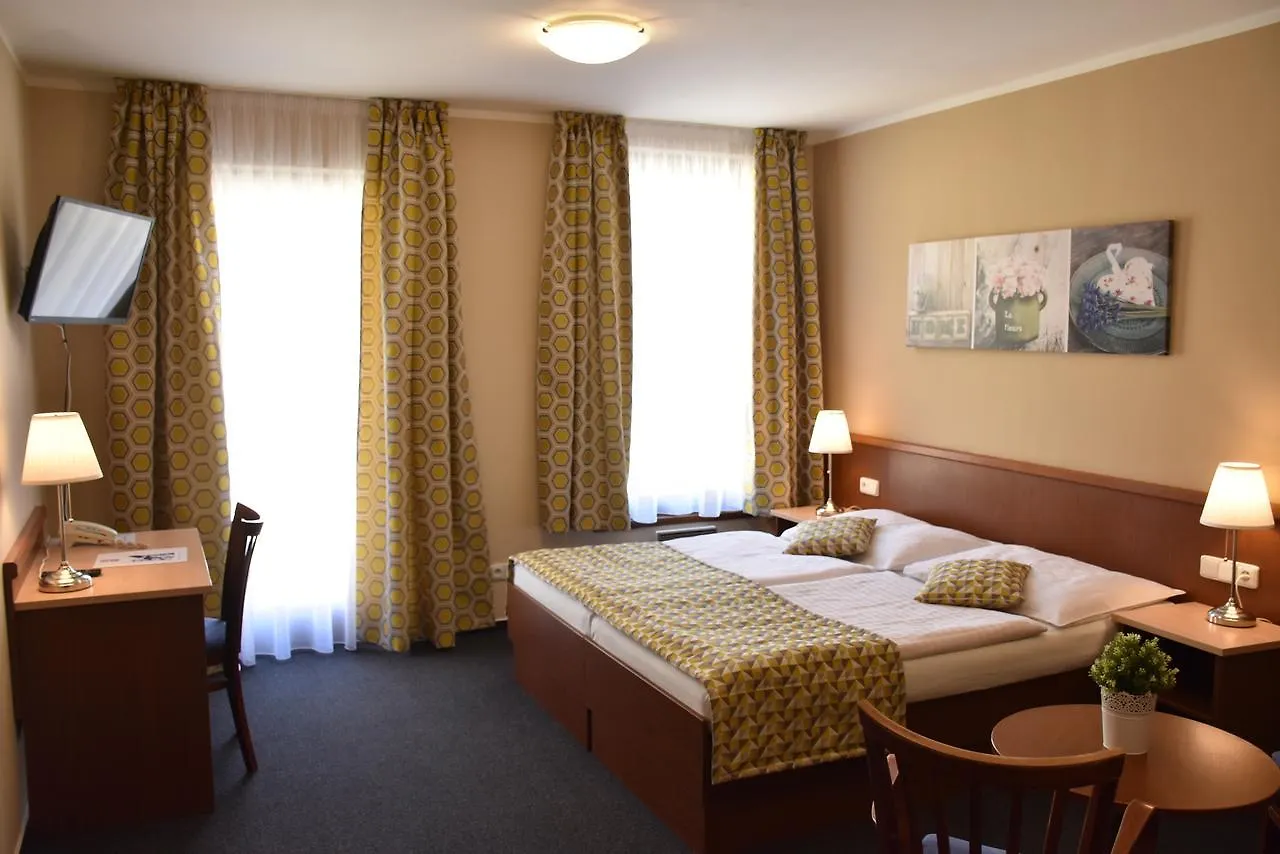 Aparthotel Austria Suites Praga 3*,  República Checa