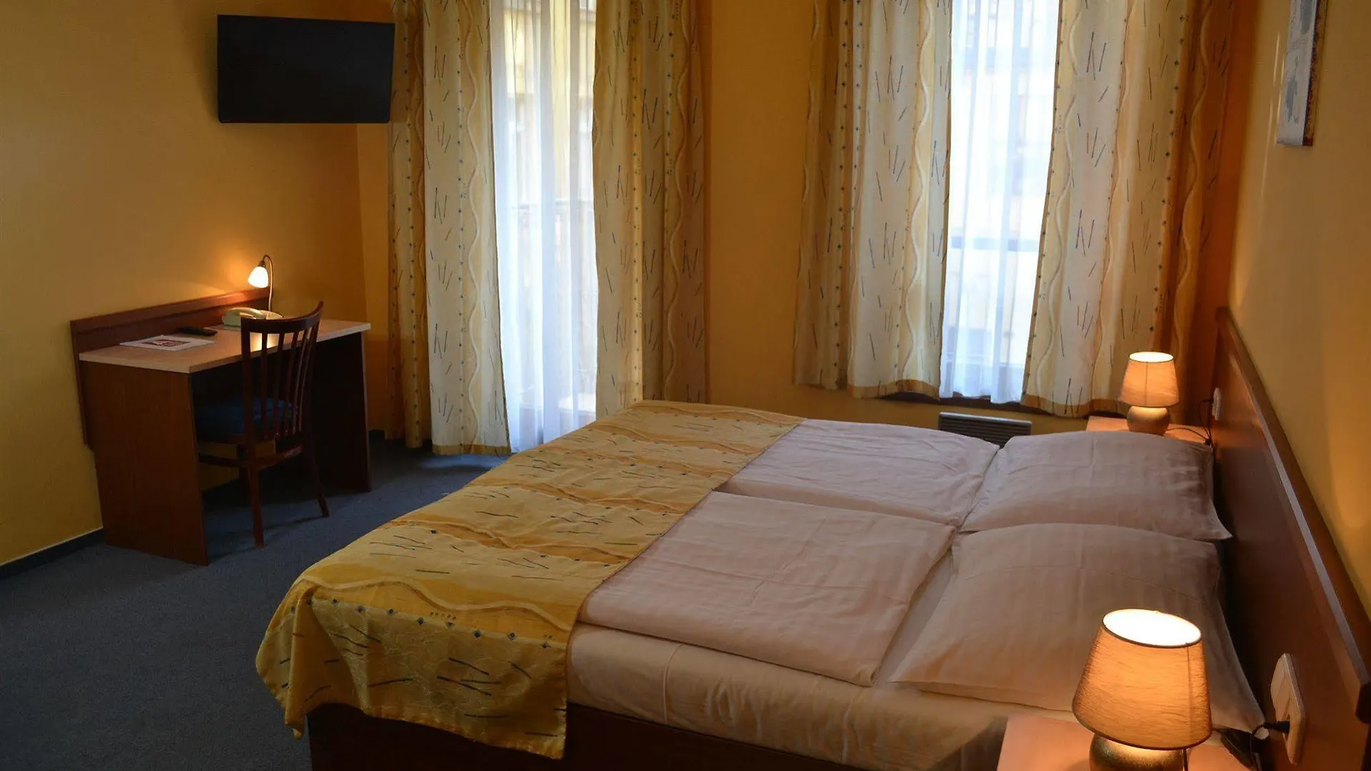 Aparthotel Austria Suites Praga